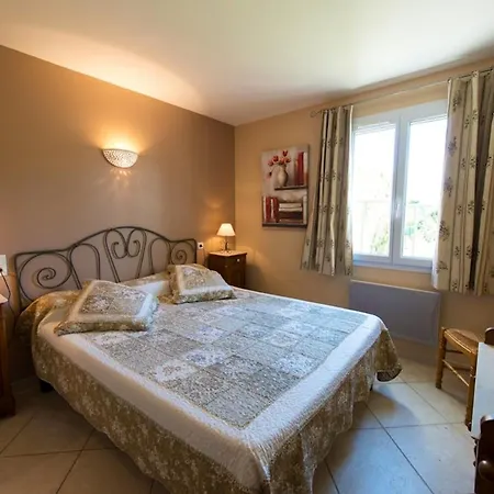 Charmante A Avec Piscine Partagee Villa Grillon