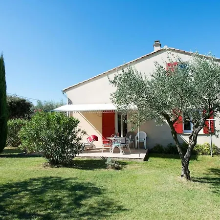 Villa Charmante A Avec Piscine Partagee Grillon