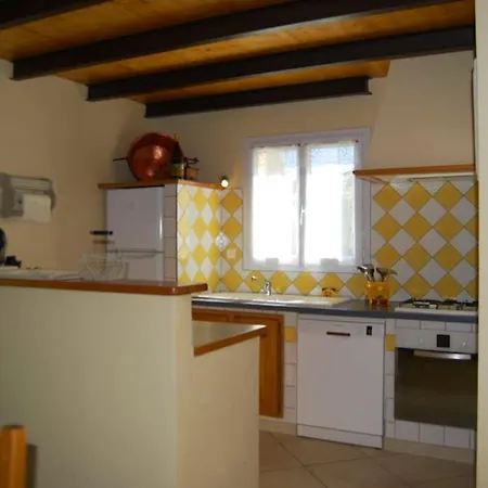 Charmante A Avec Piscine Partagee Villa